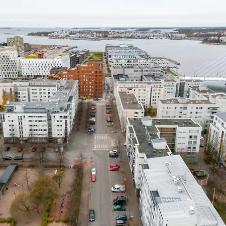 Nordic 2br With Sauna & Glazed Balcony Lägenhet Helsingfors