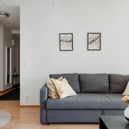 Nordic 2br With Sauna & Glazed Balcony Helsingfors