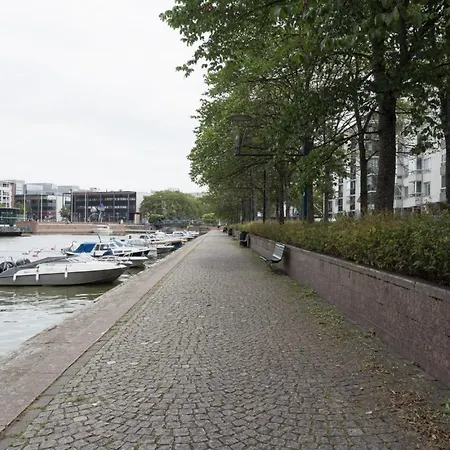 Nordic 2br With Sauna & Glazed Balcony * Helsingfors